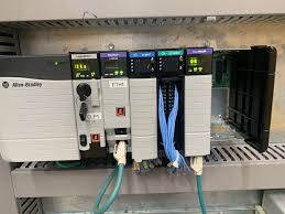 O Impacto do CLP em Linhas de Montagem